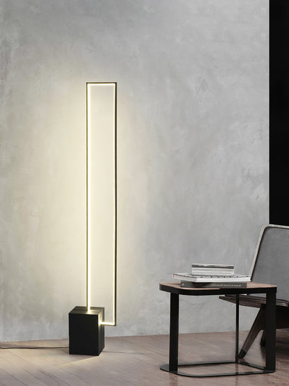 Edge Free-standing Lamp Floor Lamp