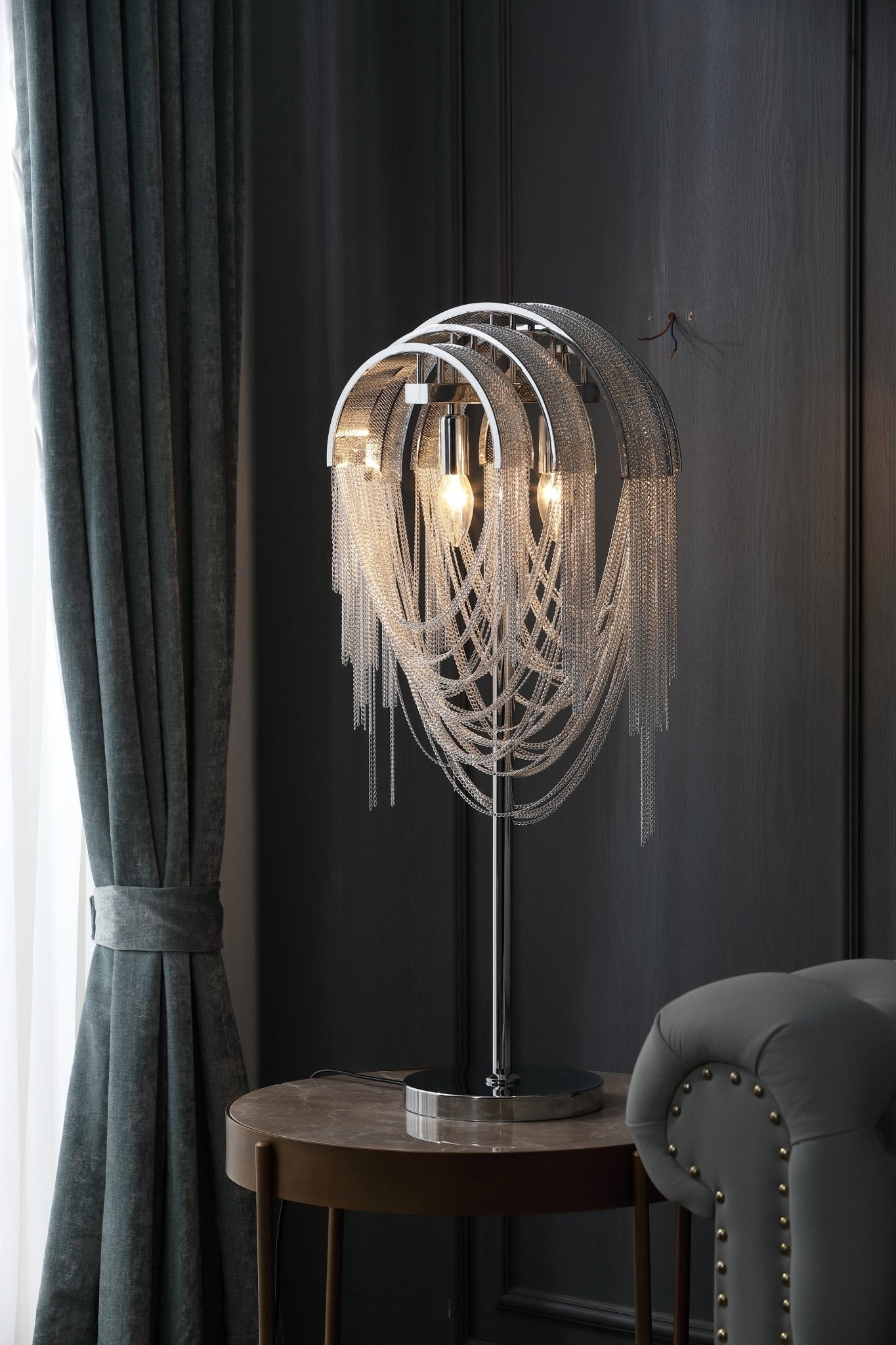 Chains Tassel Table Lamp