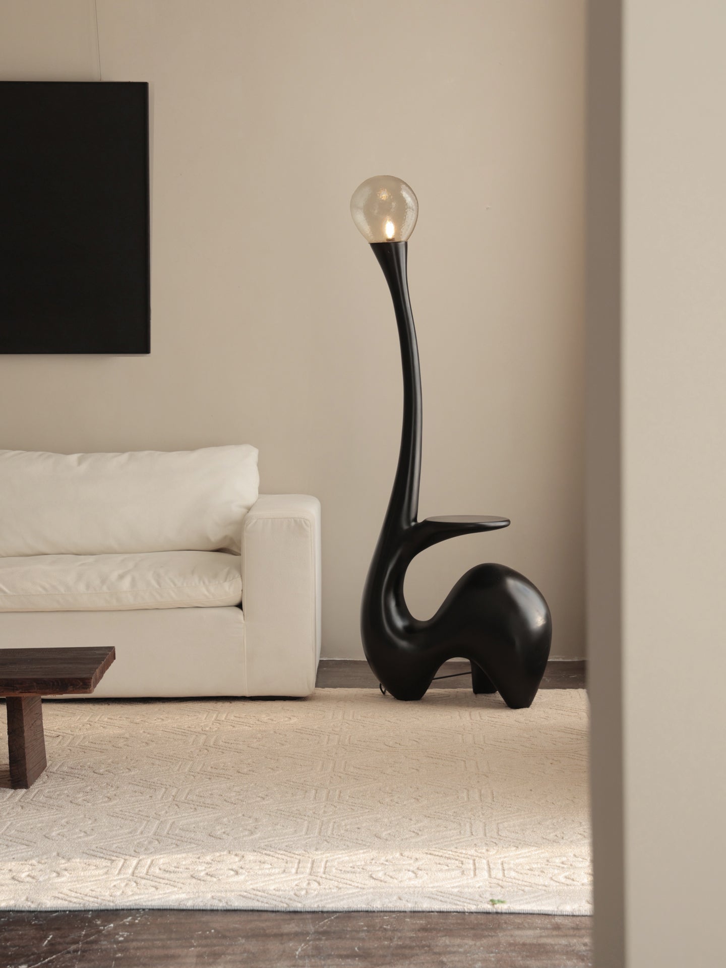 Elero Sculptural Floor Lamp