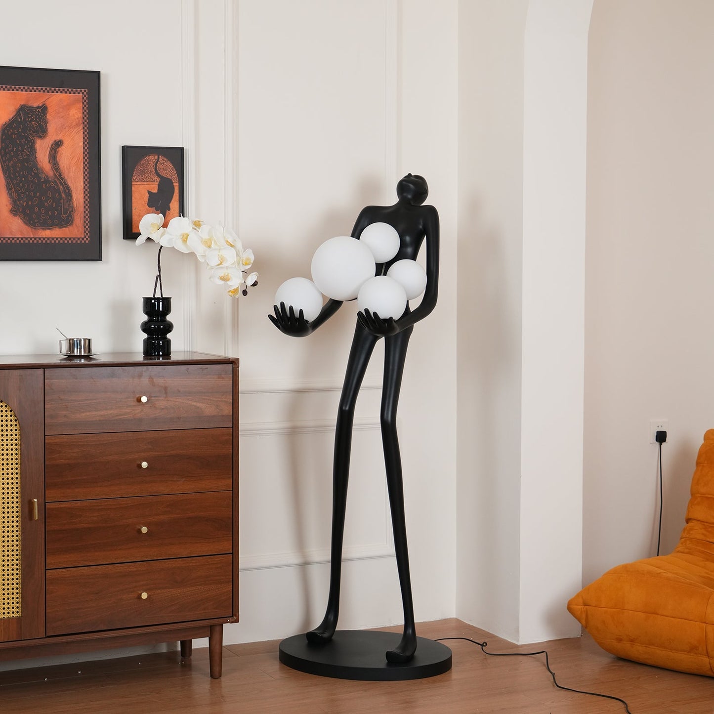 Embrace Sculpture Floor-mounted Lamp Floor Lamp