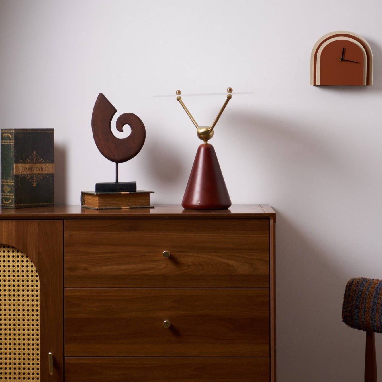 Equoray Table Lamp