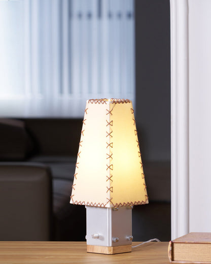 Estela Table Lamp
