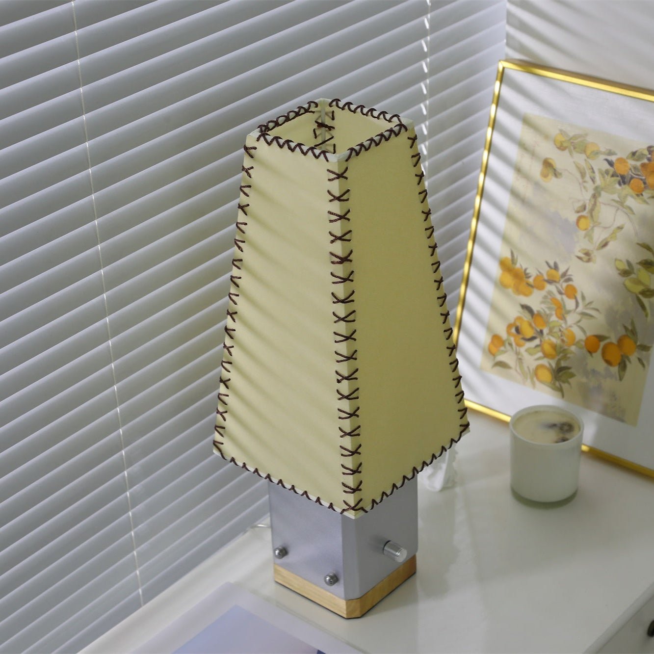 Estela Table Lamp
