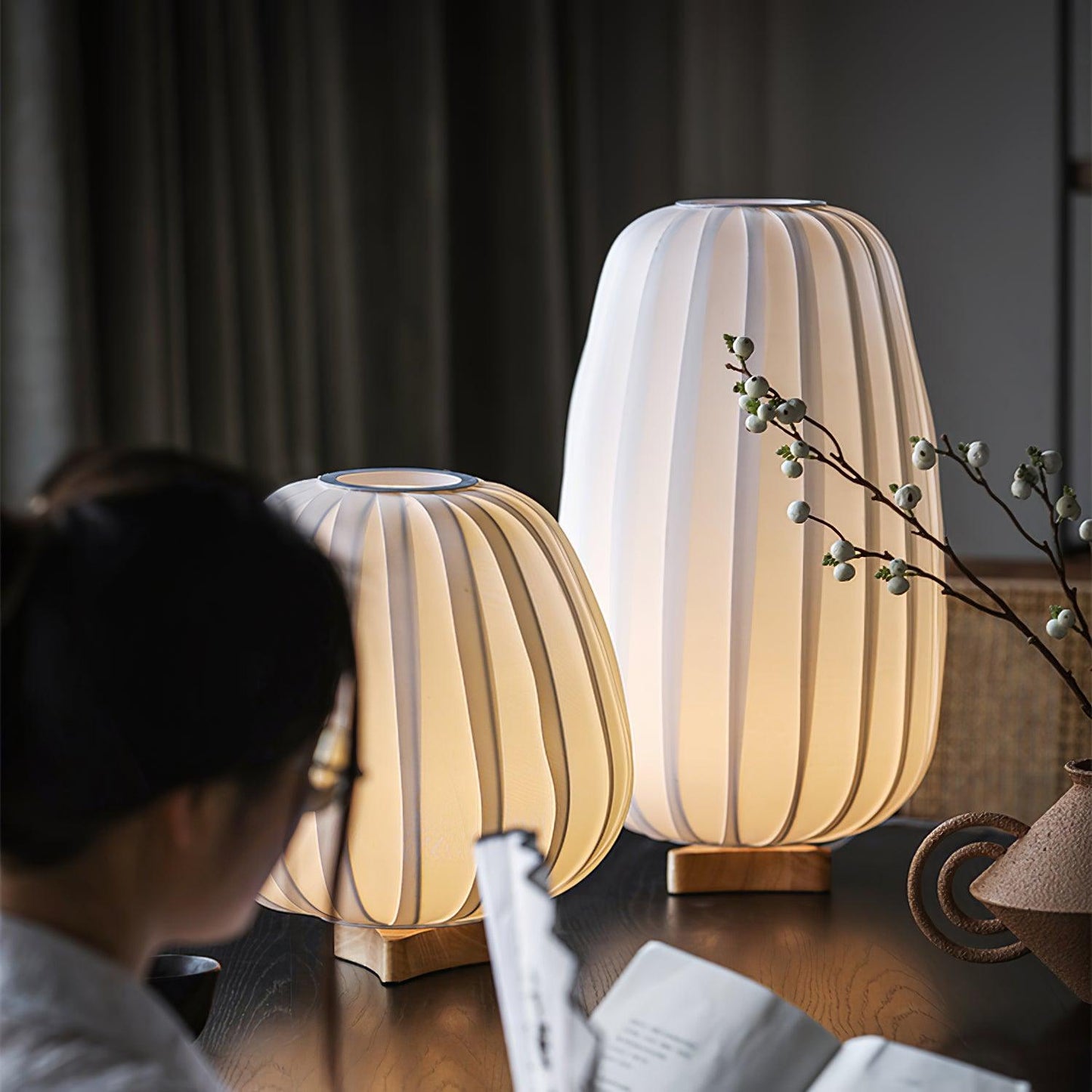 Fabric Minimalist Bedside lamp Table Lamp