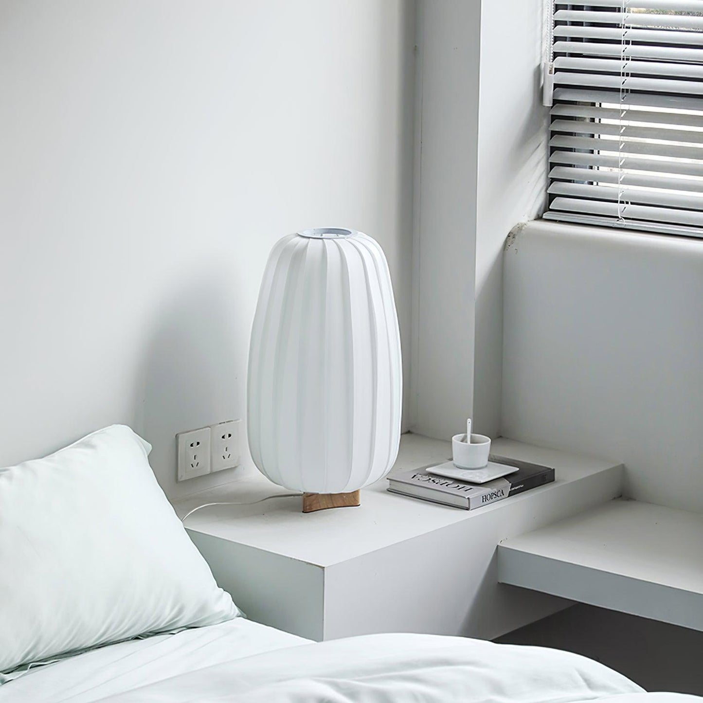 Fabric Minimalist Bedside lamp Table Lamp