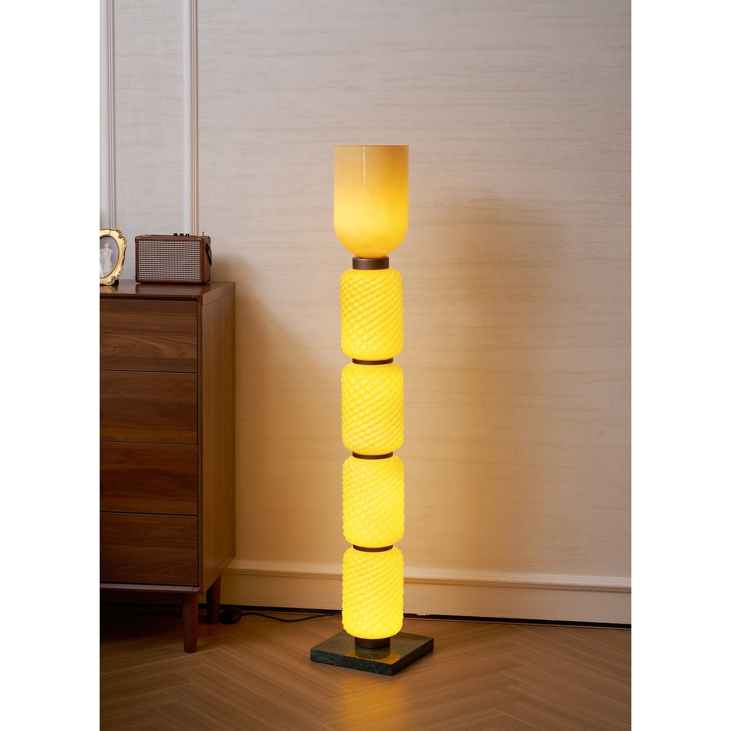 Ficupala Floor Lamp