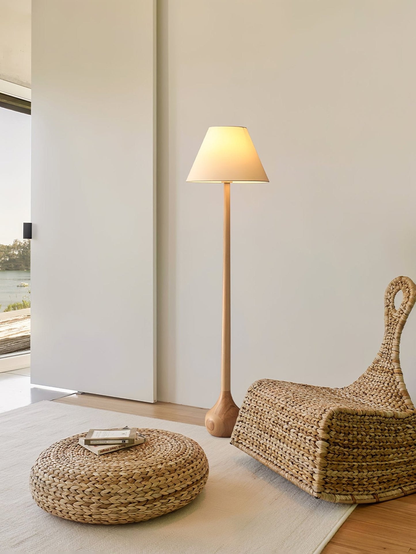 Final Strike Free-standing Lamp Floor Lamp