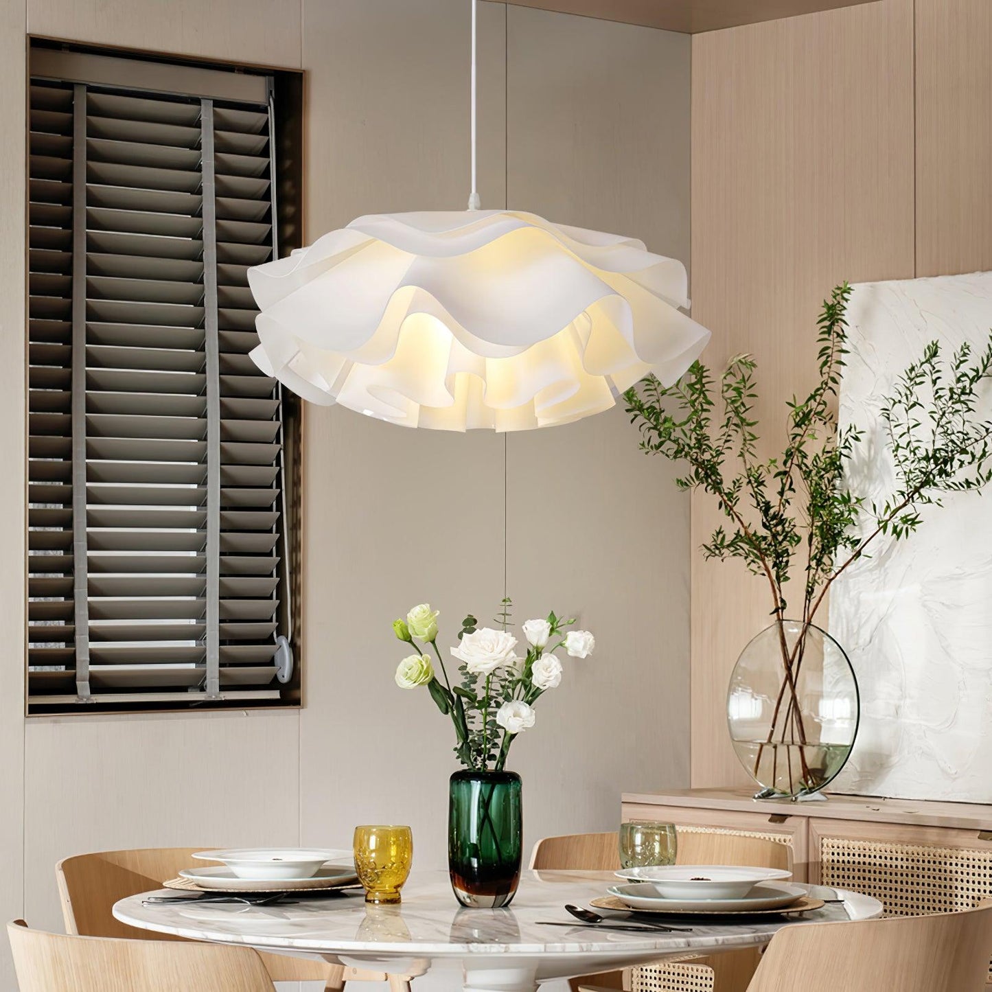 Flower Shaped White Hanging light Pendant Lamp