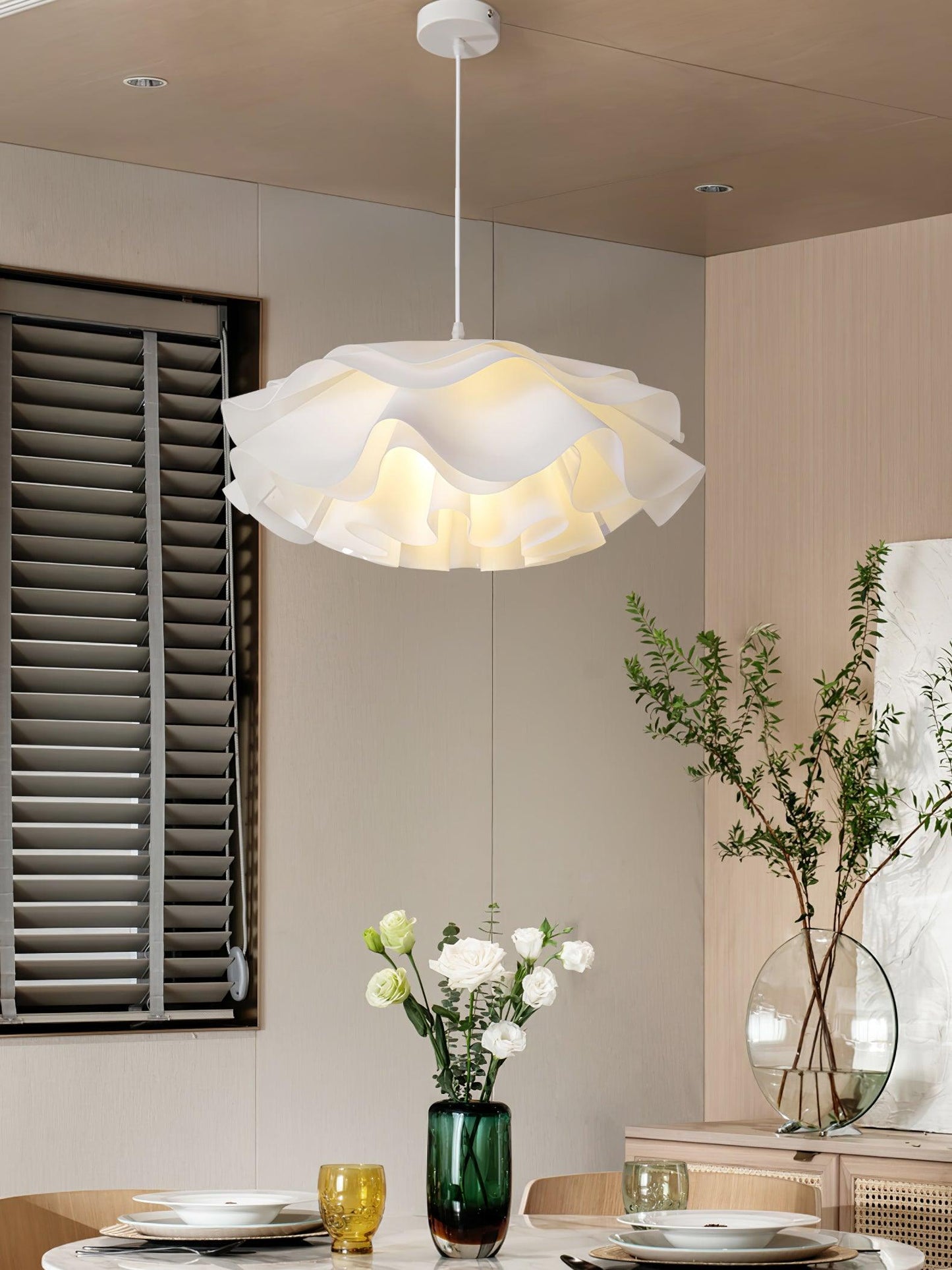 Flower Shaped White Hanging light Pendant Lamp