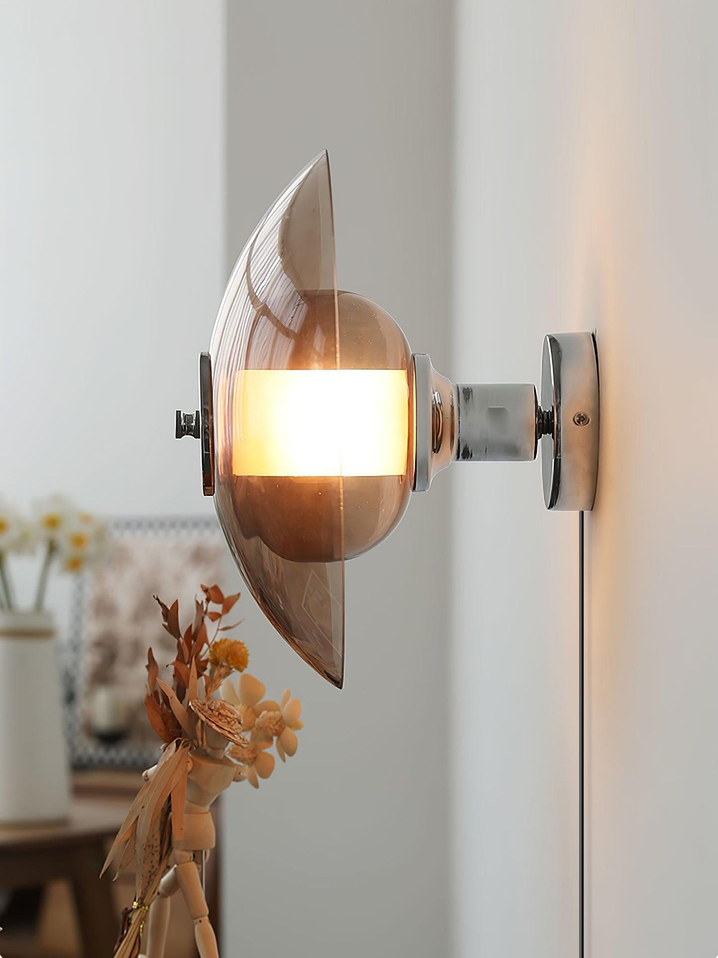 Flying Saucer Plug-in Bracket light Wall Light