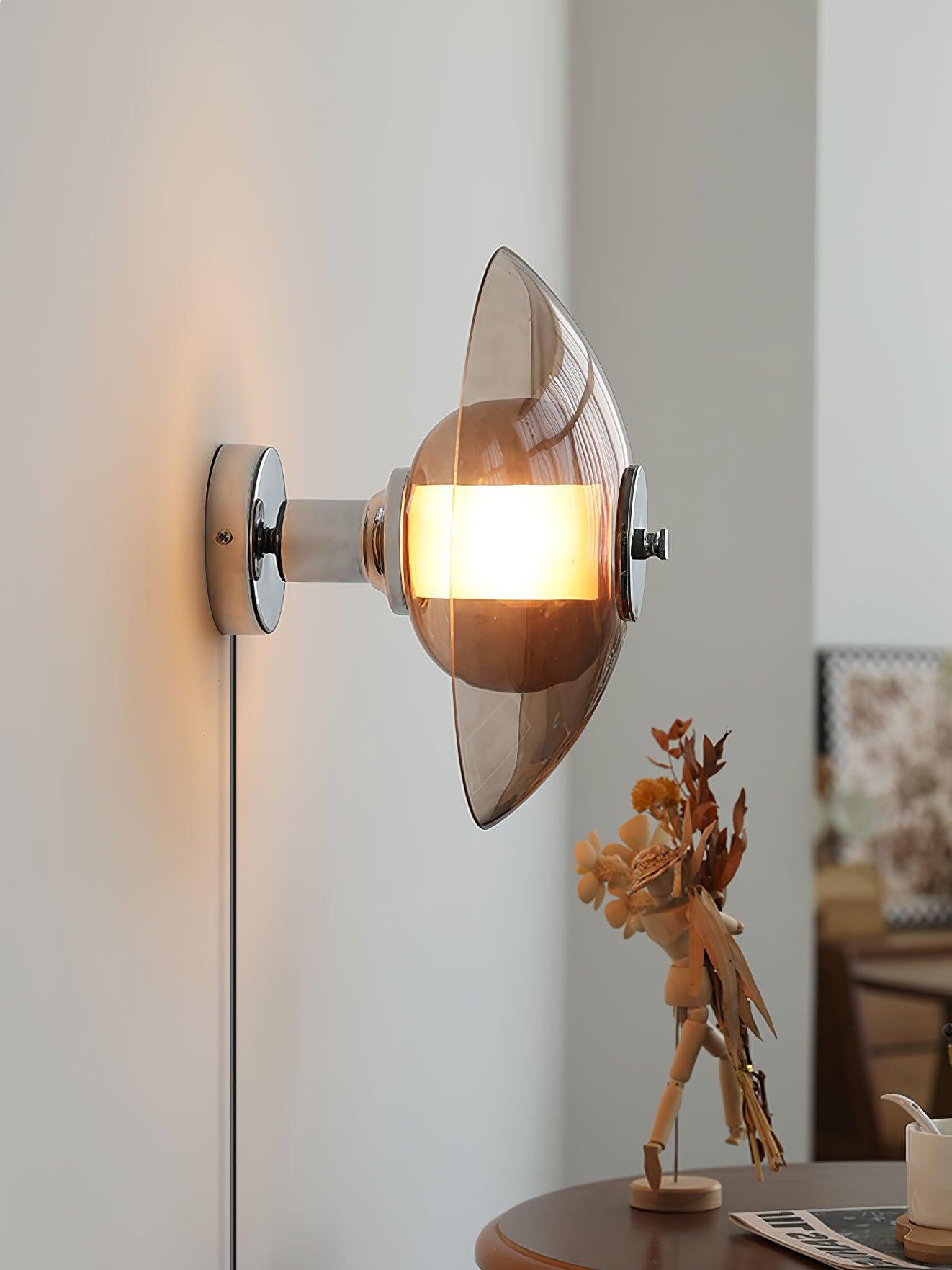 Flying Saucer Plug-in Bracket light Wall Light