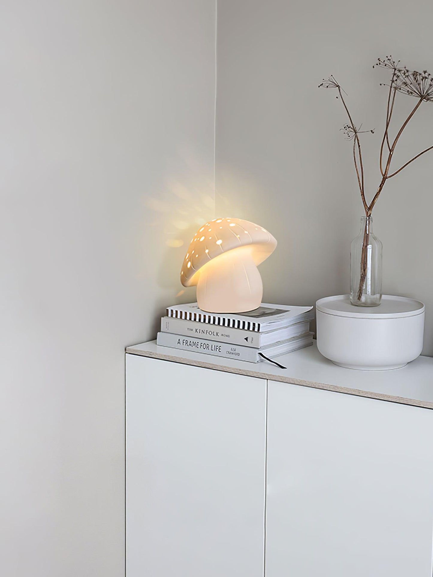 Fungo White Side table lamp Table Lamp