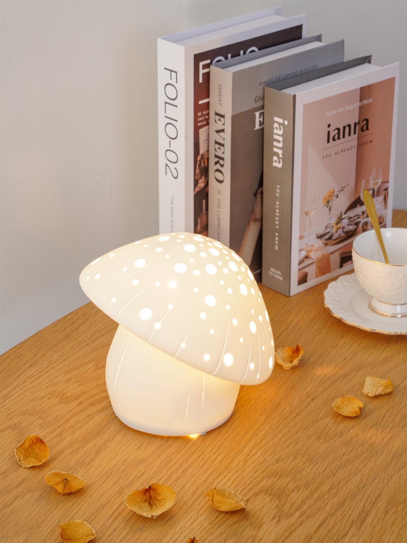 Fungo White Side table lamp Table Lamp