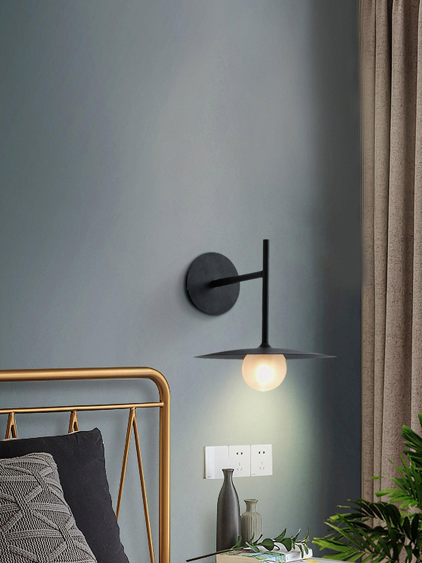 Gea Iron Wall-mounted light Wall Lamp