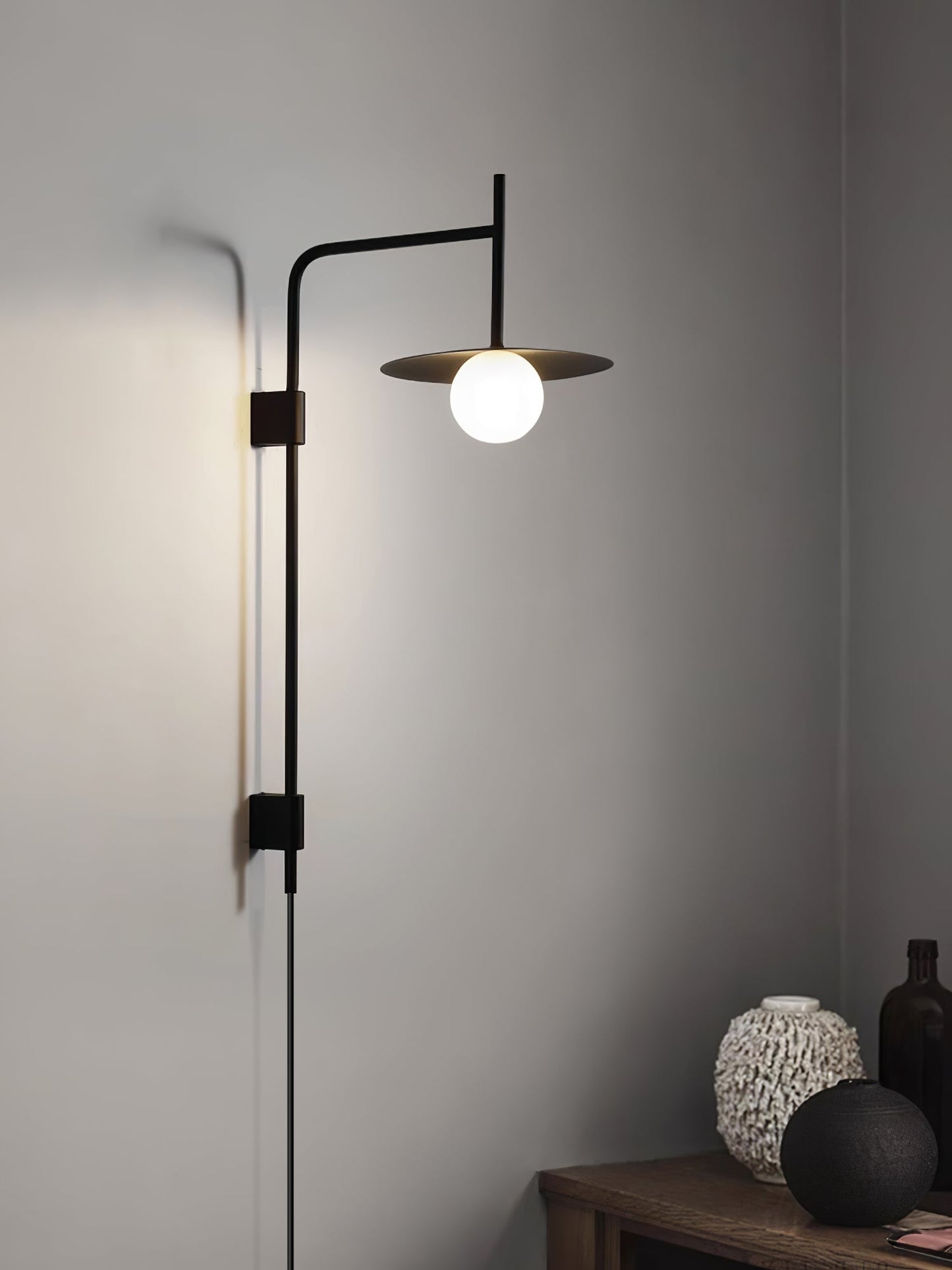 Gea Swing Arm Wall light Wall Lamp