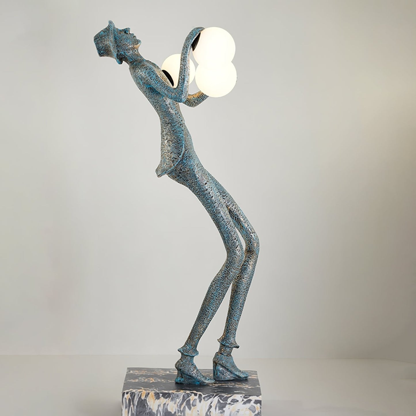 Gentleman Sculpture Floor-mounted Lamp Floor Lamp