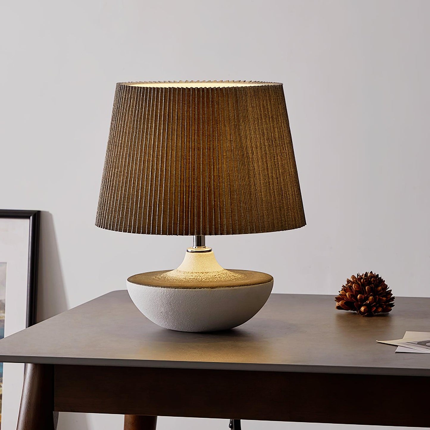 Ghassan Side table lamp Table Lamp