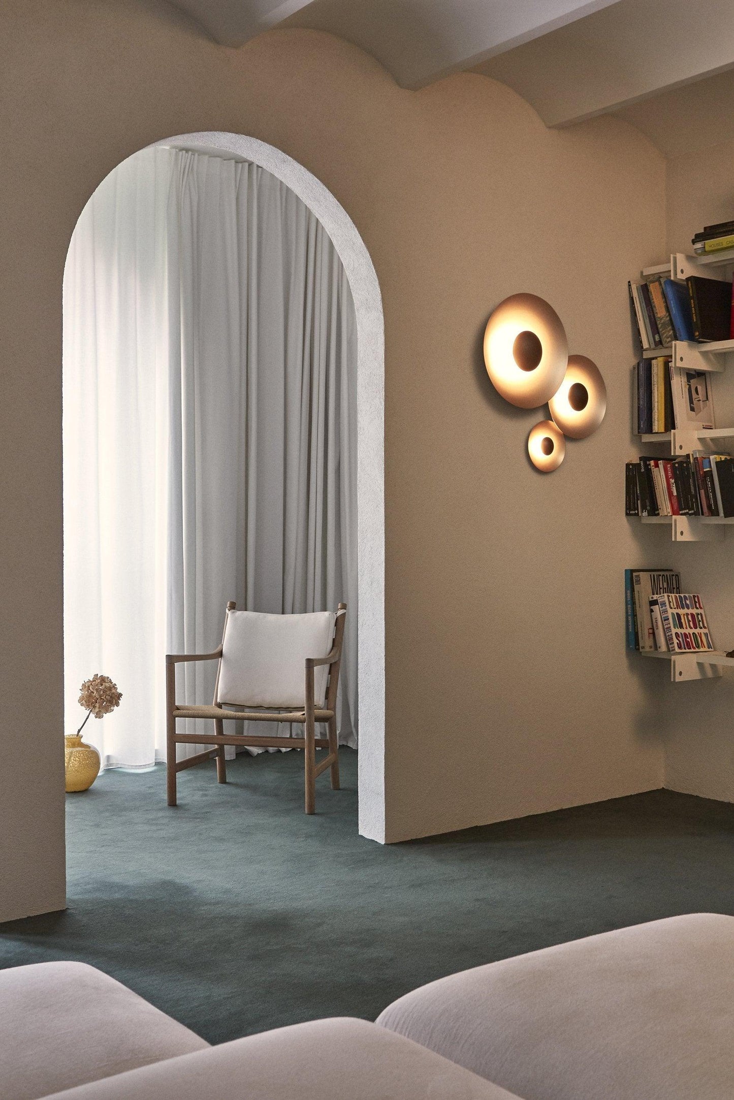 Simplicity Glow Plug-in Wall Light