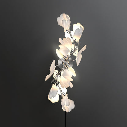 Gingko Flowers Plug-in Wall Lamp