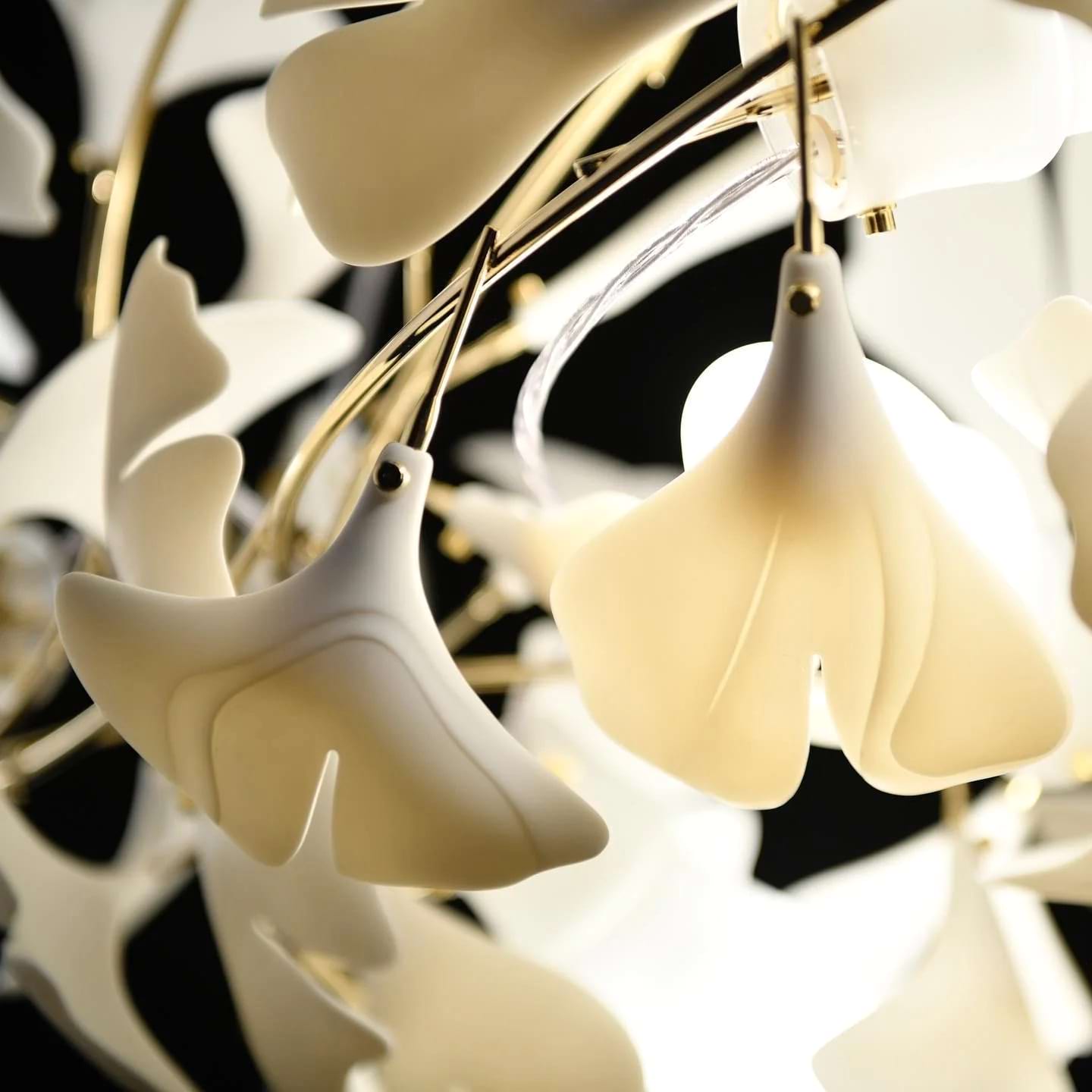 Gingko Leaves Crown Chandelier