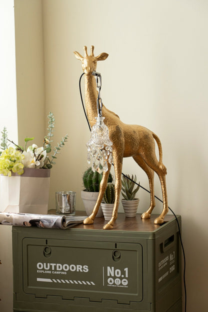 Giraffe Royale Sculpture Floor Lamp