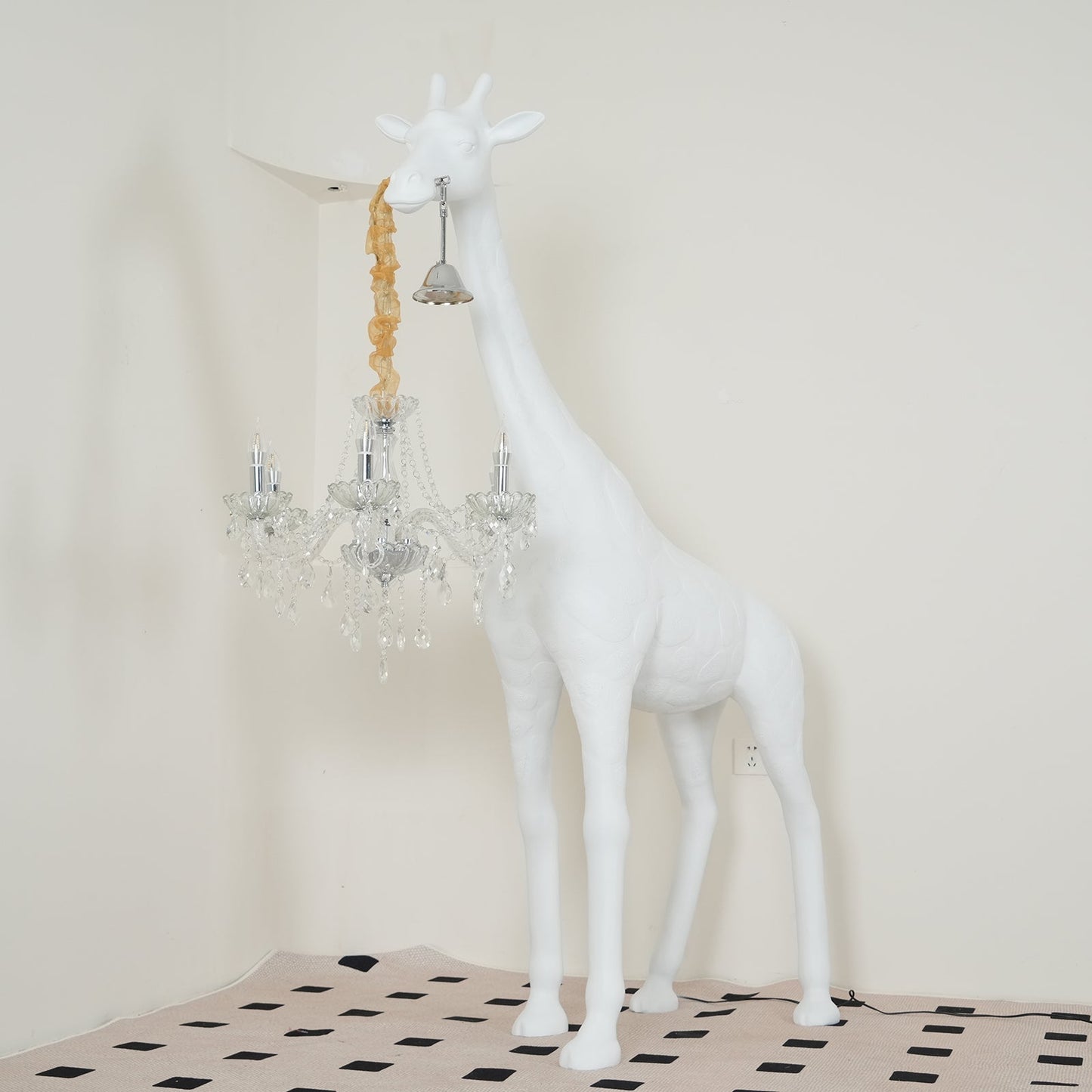 Giraffe Sculpture Free-standing Lamp Floor Lamp