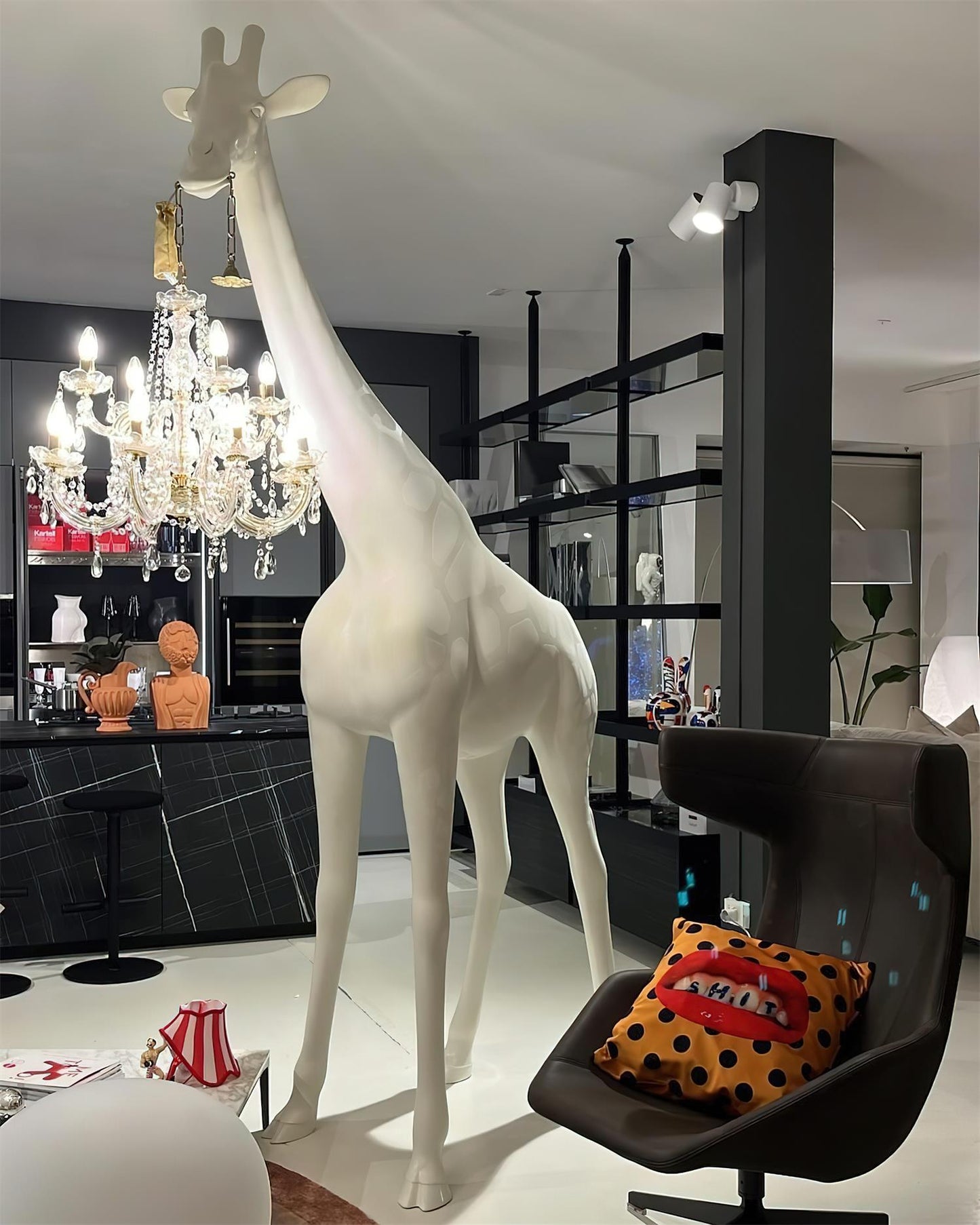 Giraffe Sculpture Free-standing Lamp Floor Lamp