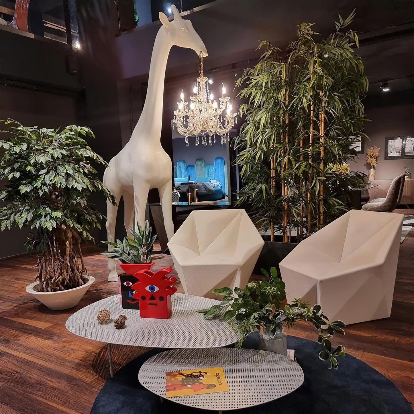 Giraffe Sculpture Free-standing Lamp Floor Lamp