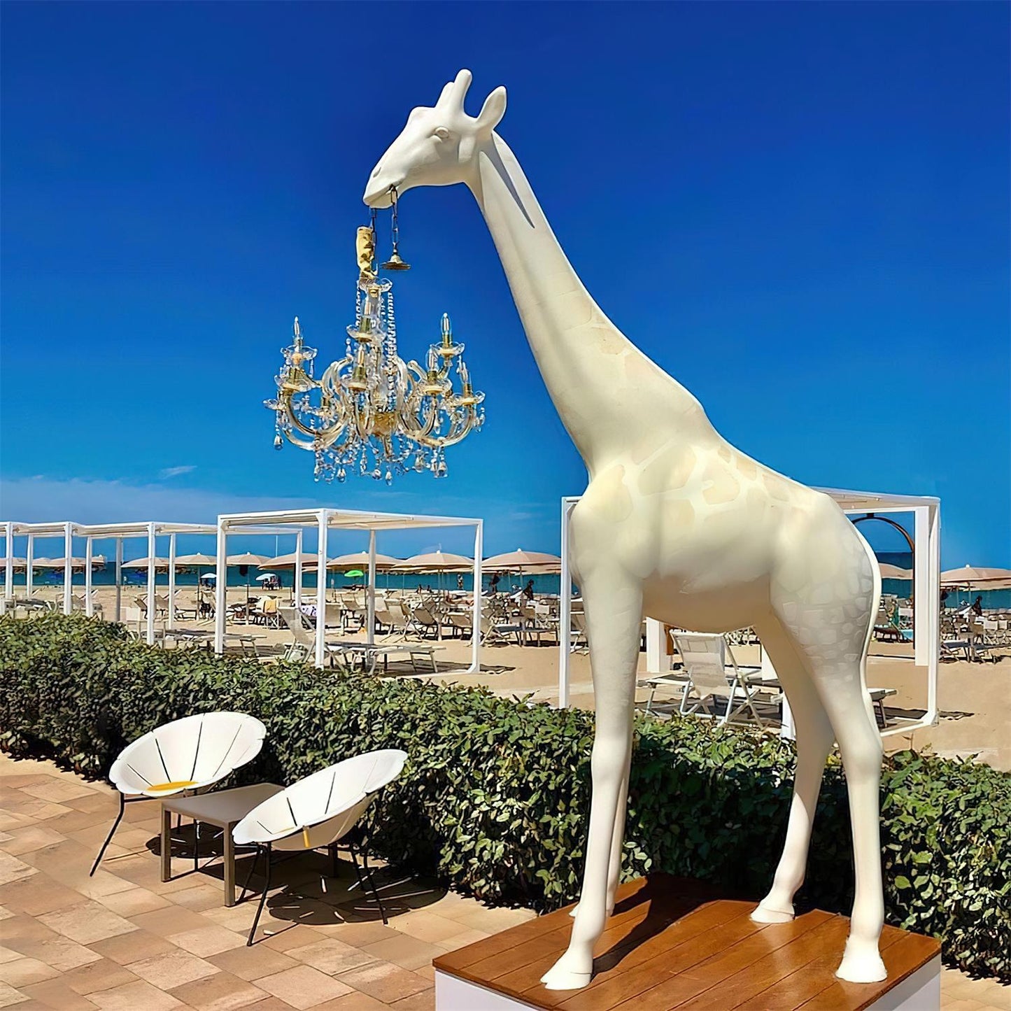 Giraffe Sculpture Free-standing Lamp Floor Lamp