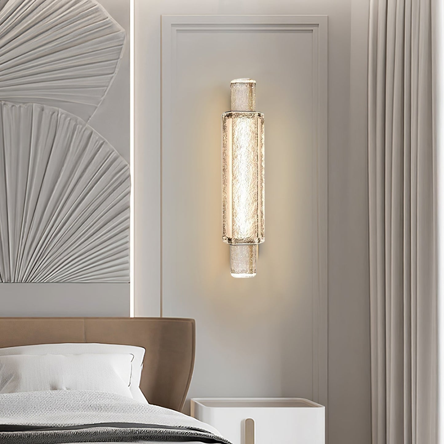 Glimmering Wall Sconce