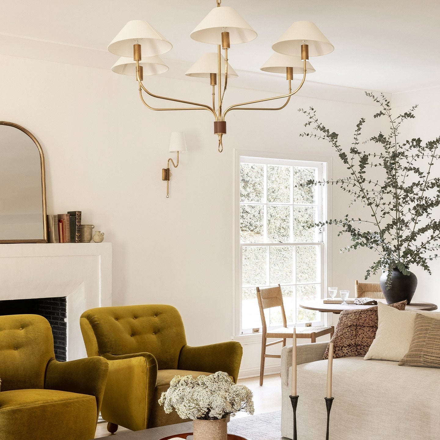 Griffin Staggered Tail Pendant light Chandelier