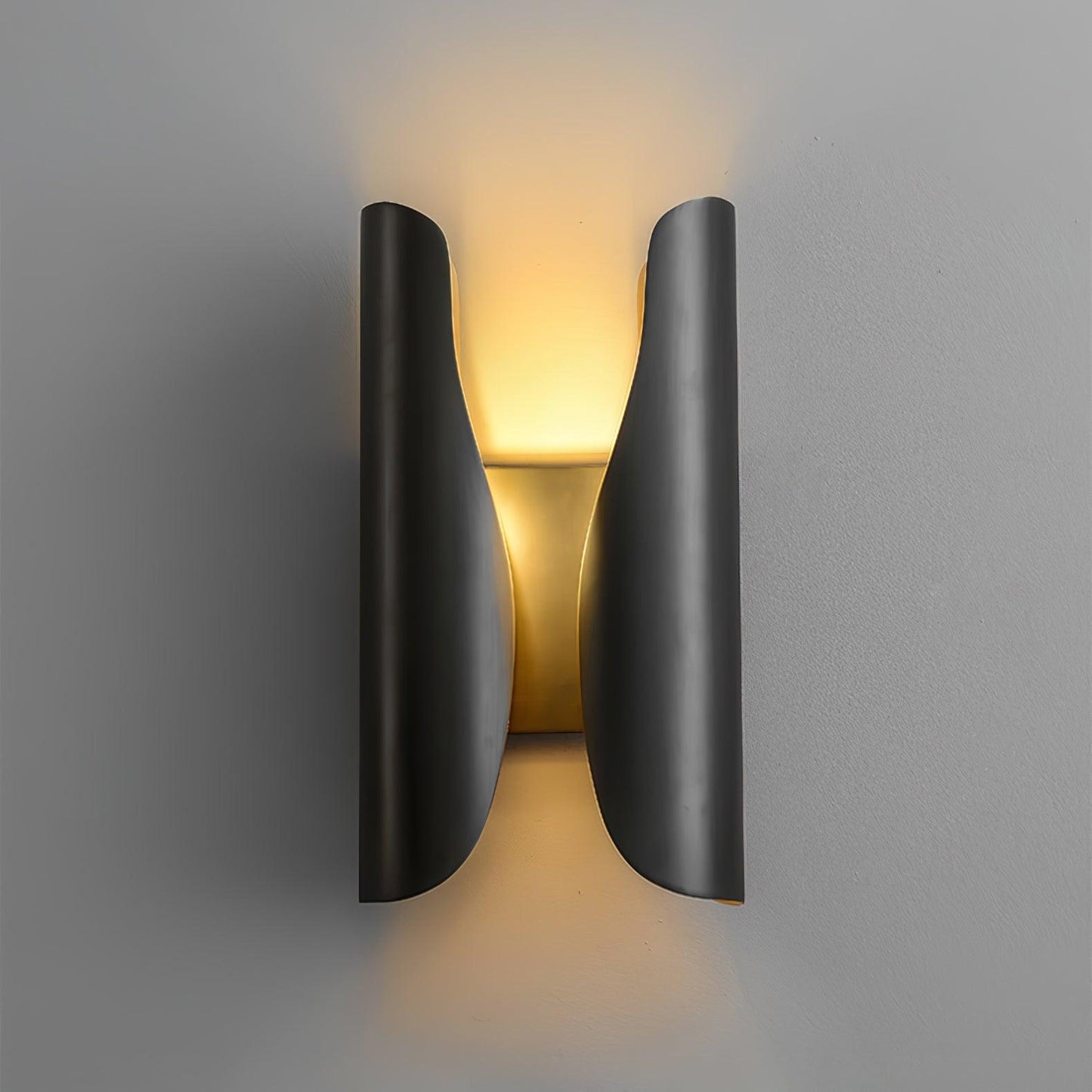 Guardian Wall light Wall Sconce