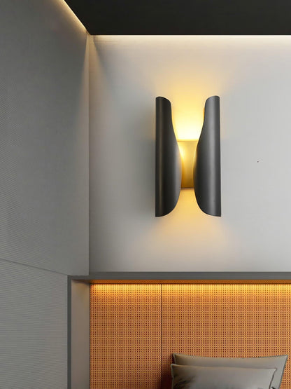 Guardian Wall light Wall Sconce