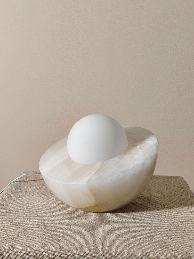Halo Pebble Stone Table Lamp