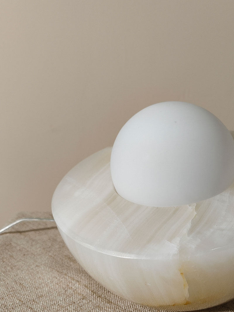 Halo Pebble Stone Table Lamp