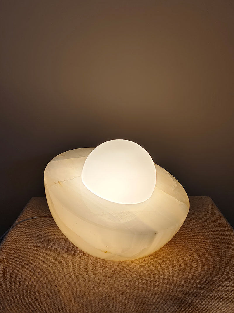 Halo Pebble Stone Table Lamp