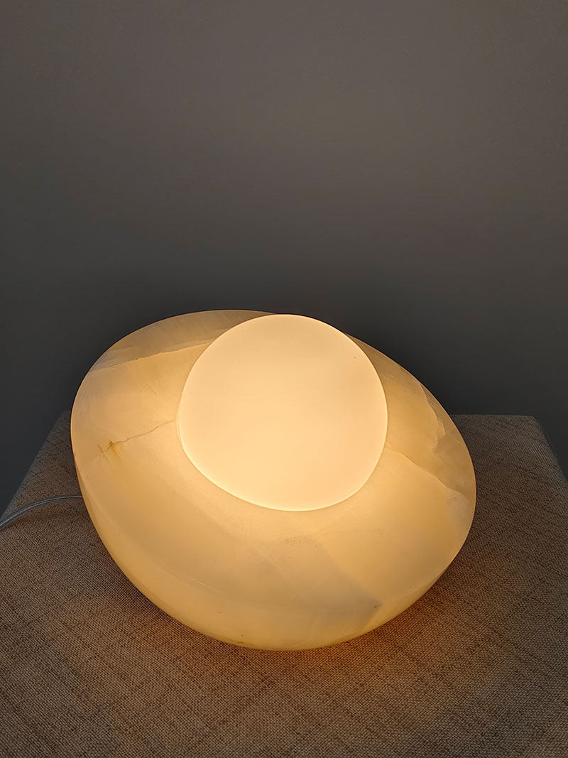 Halo Pebble Stone Table Lamp