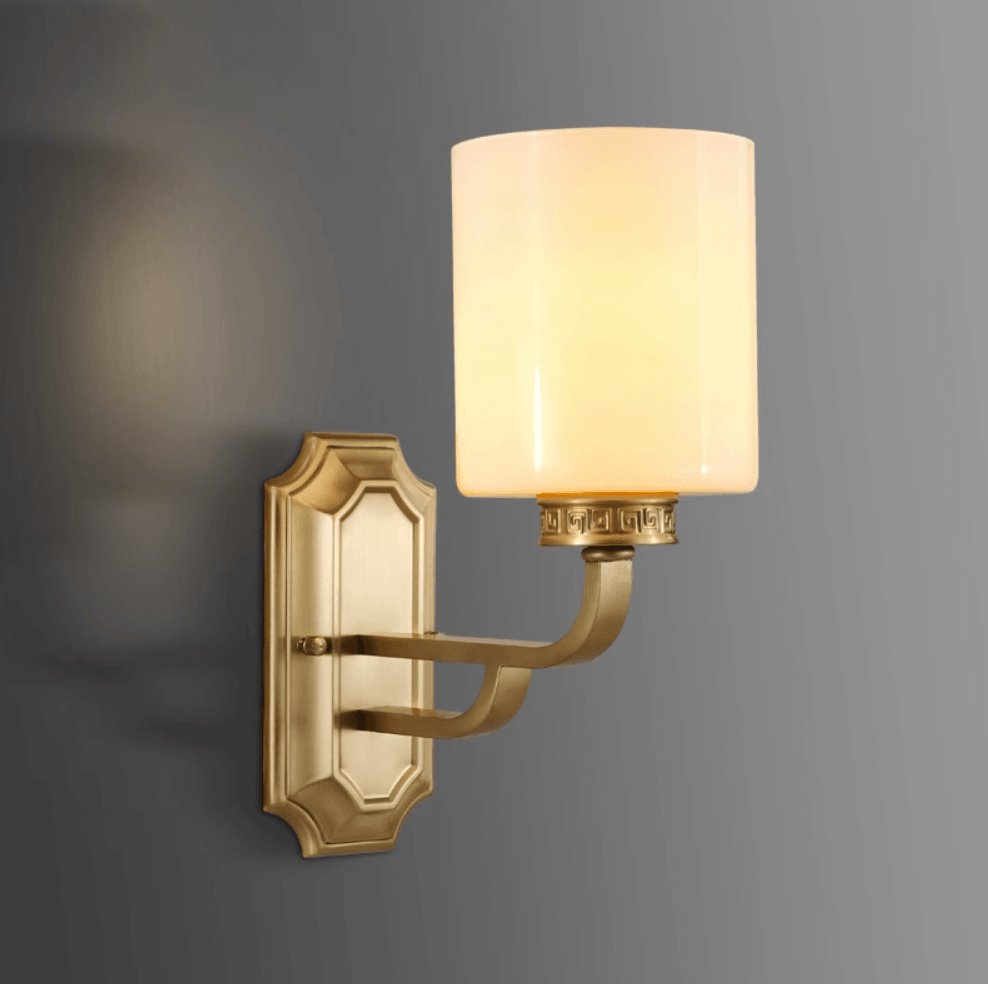 Hamilton Bracket light Wall Lamp