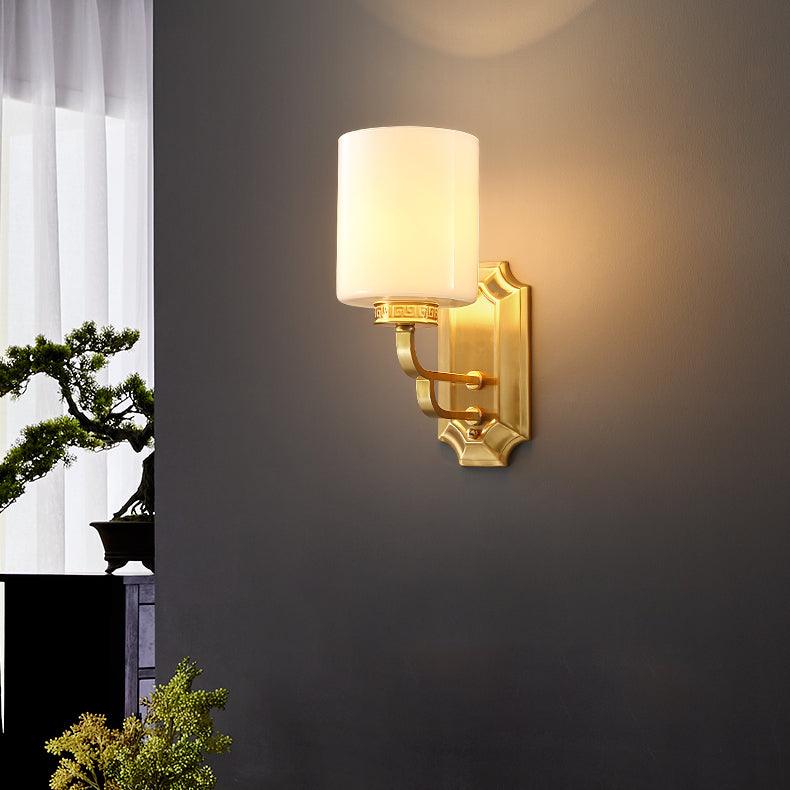 Hamilton Bracket light Wall Lamp