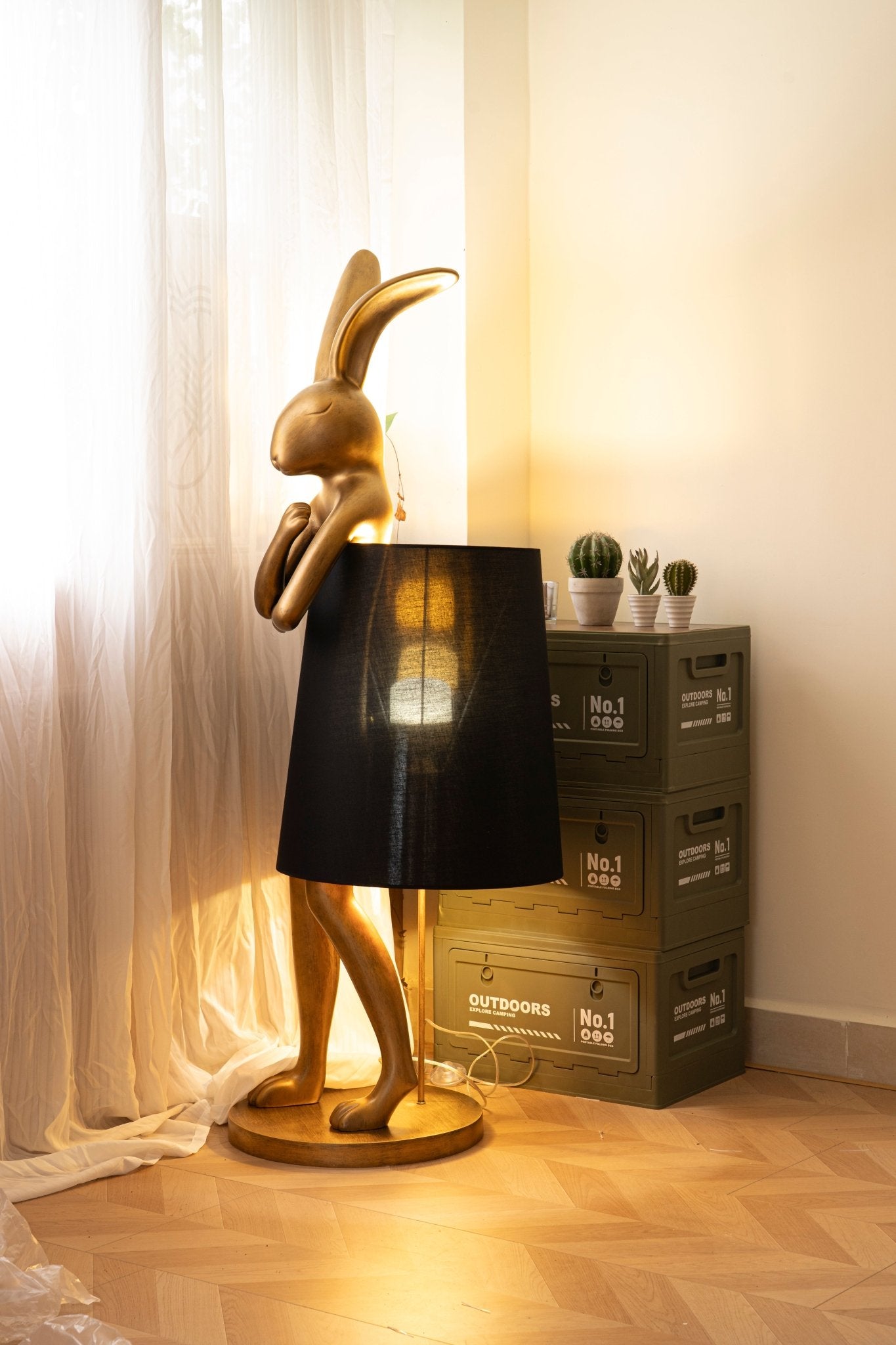 Hare Silhouette Table Lamp