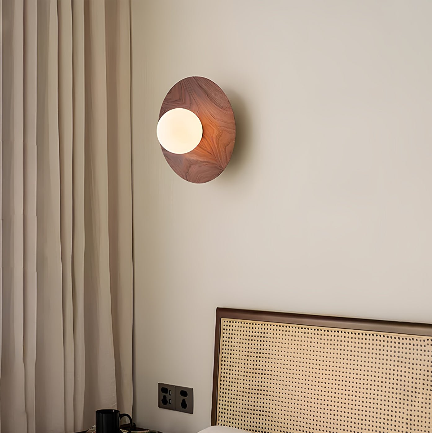 Harmonia Wooden Wall Light