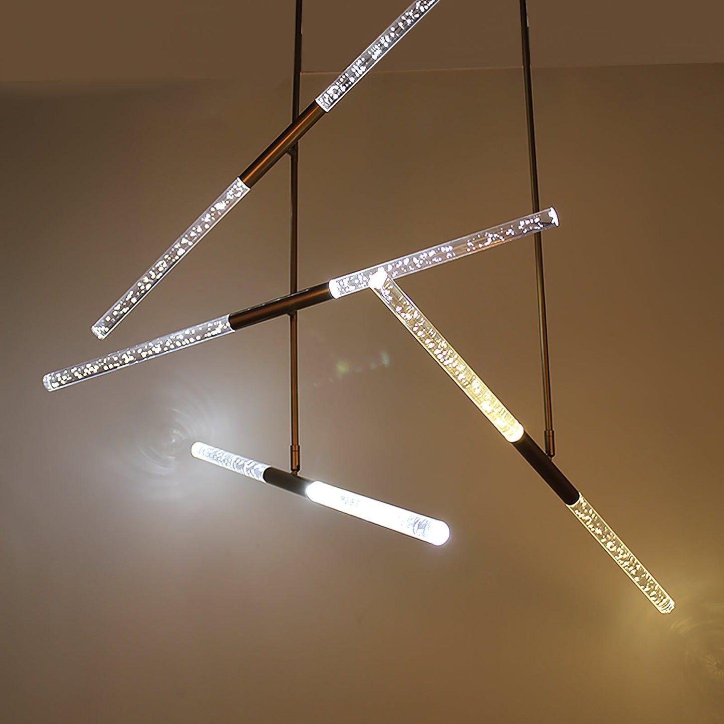 Hash Linear Pendant light Suspension