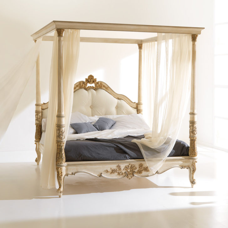 High End Italian Designer Four Poster Bed