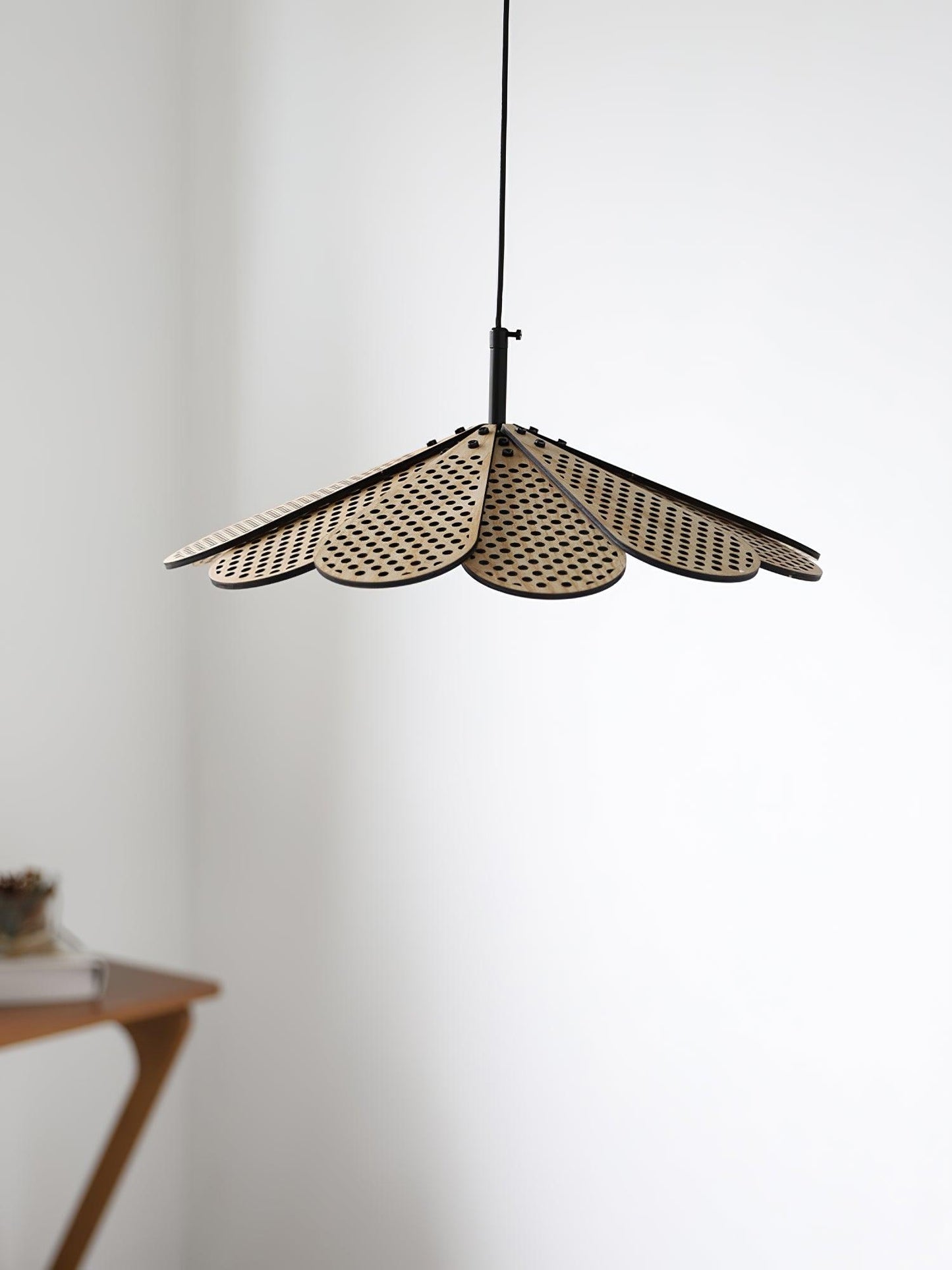 Hollyhock Houselight Pendant Light