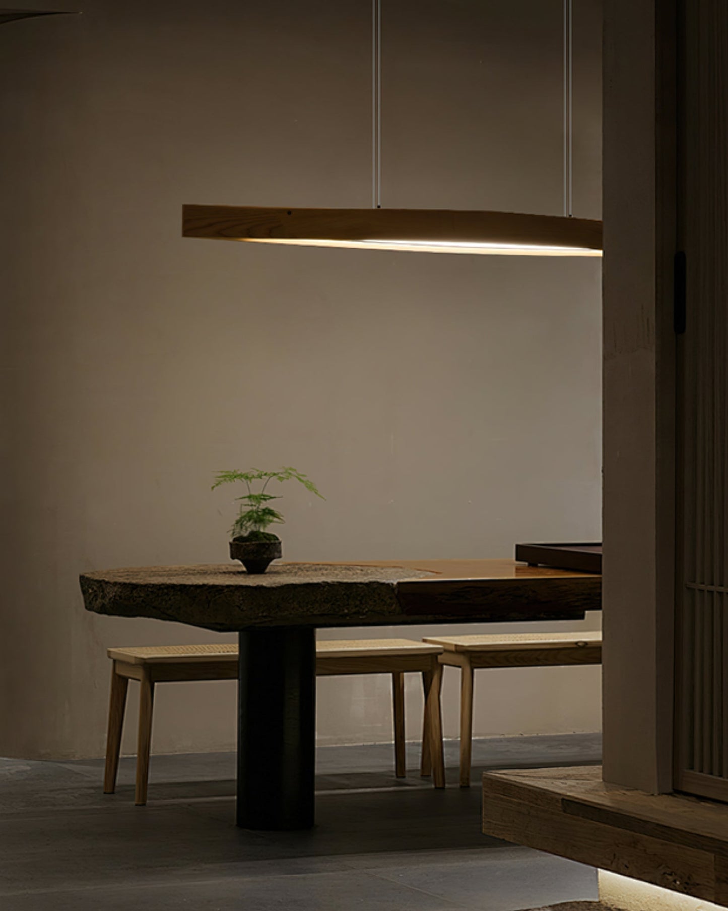 Horizon Linear Wood Droplight Pendant Lamp