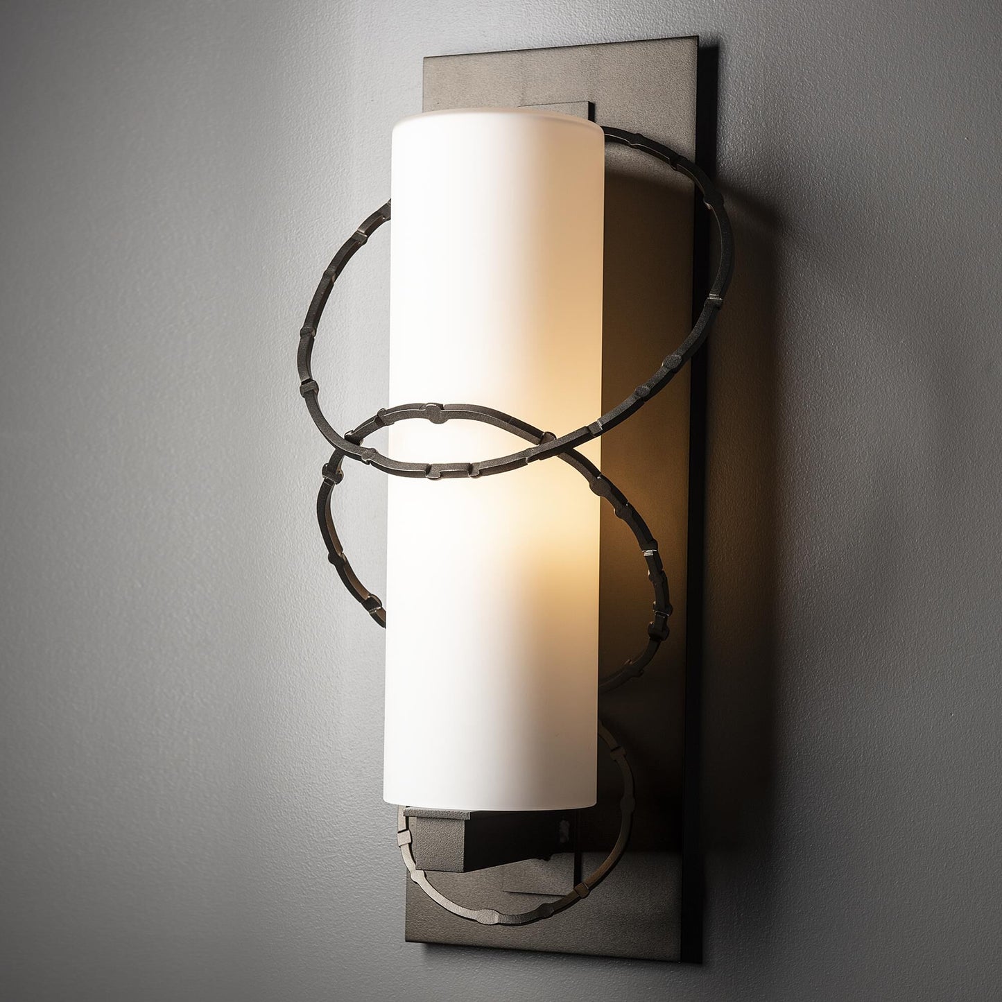 Hubbardton Forge Olympus 23 Inch Wall Sconce Cp737964