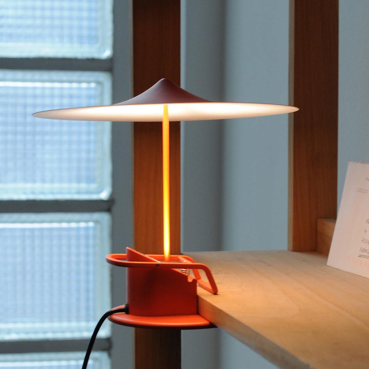 Ile Table Lamp