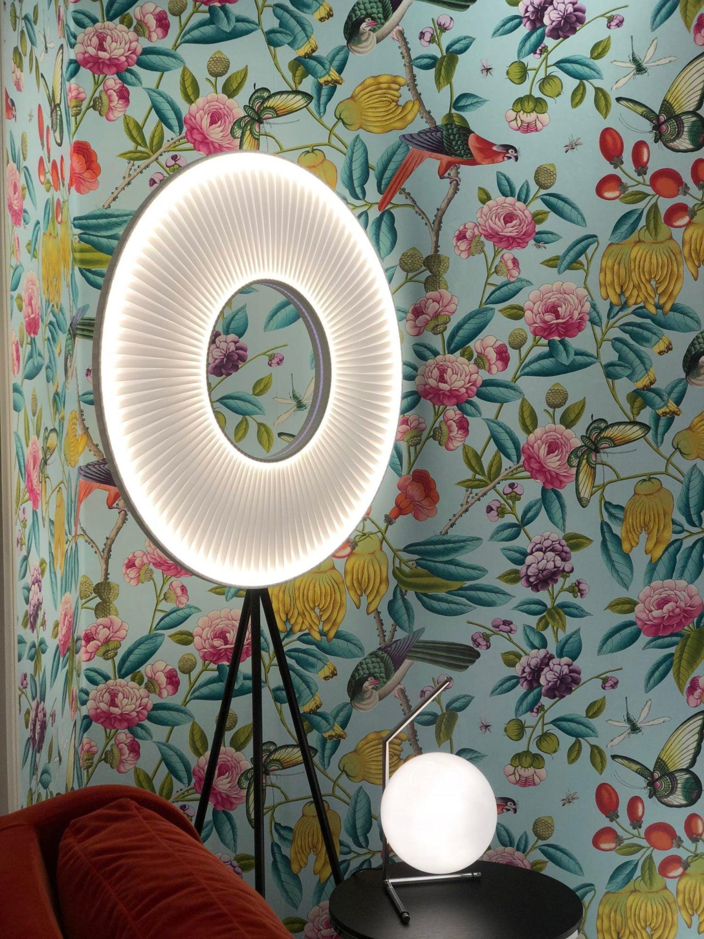 Iris Floor-mounted Lamp Floor Lamp