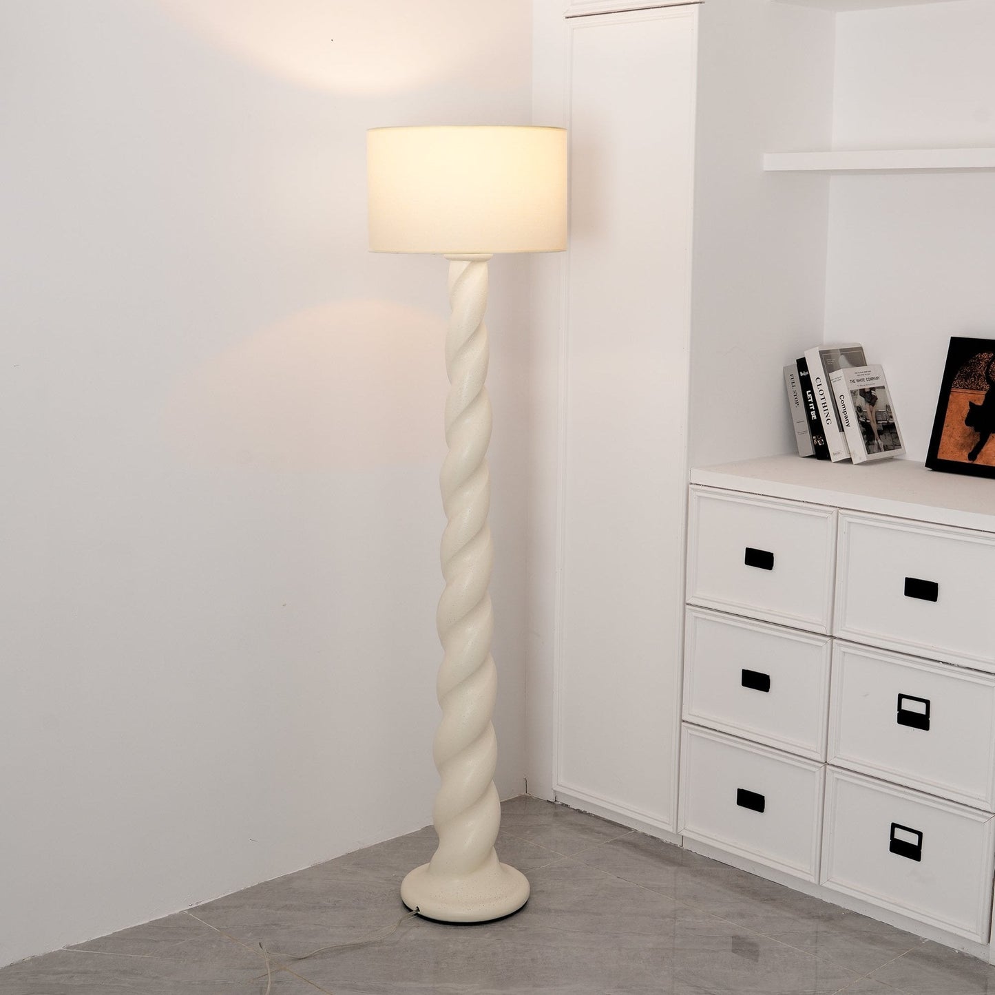 Yisi North Tower Free-standing Lamp Floor Lamp