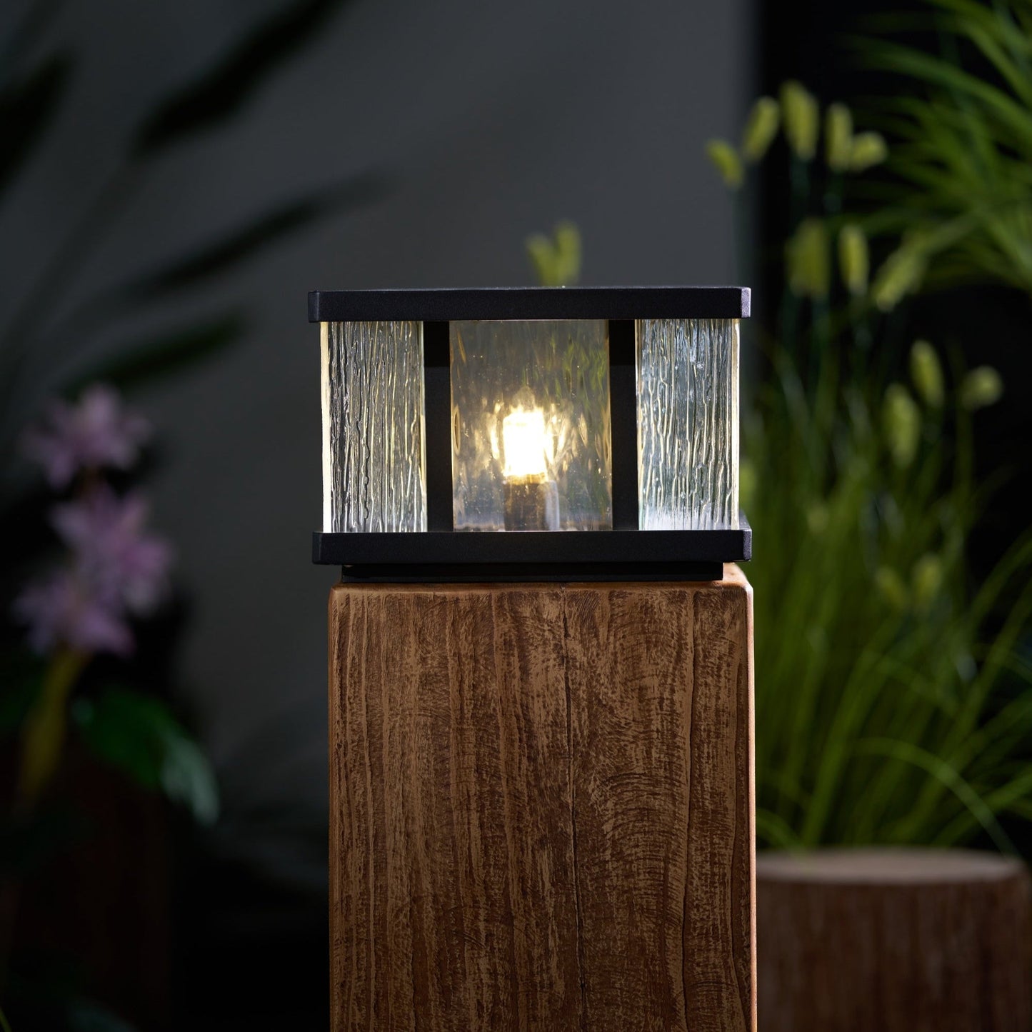 Stratos Square Outdoor Light